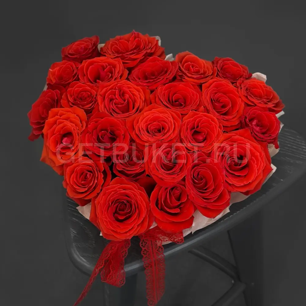 224390 Цветочная композиция "Красное сердце"