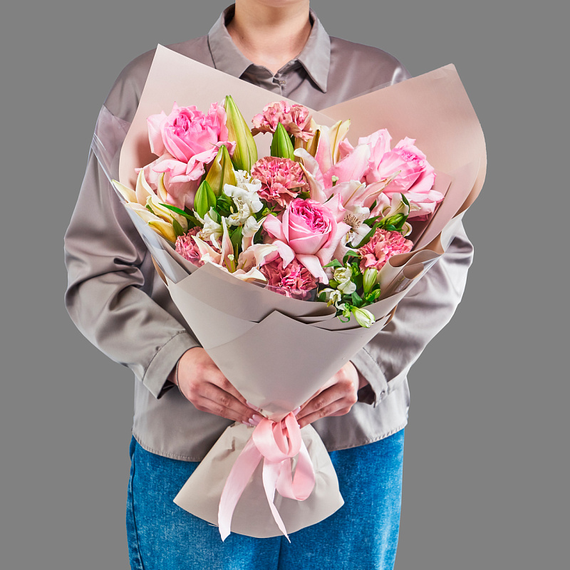 Букеты для корпоративных мероприятий в Зеленодольске от 2340 ₽